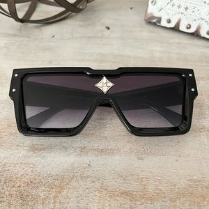 Louis Vuitton cyclone glasses